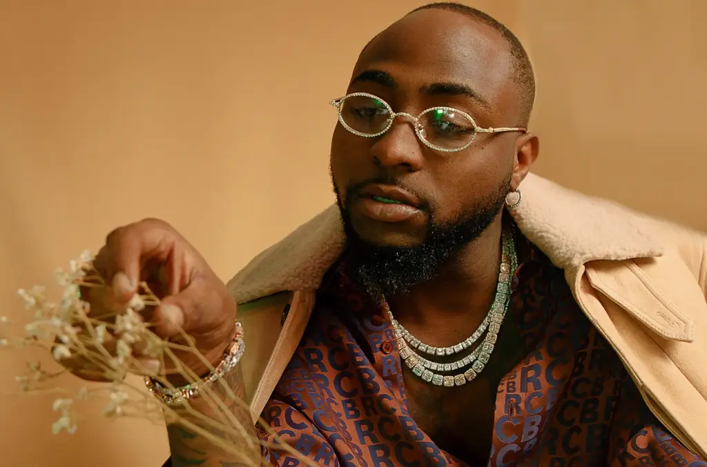 Davido Set To Releases 6th Studio Album ‘ORIADE’ | Date & Title